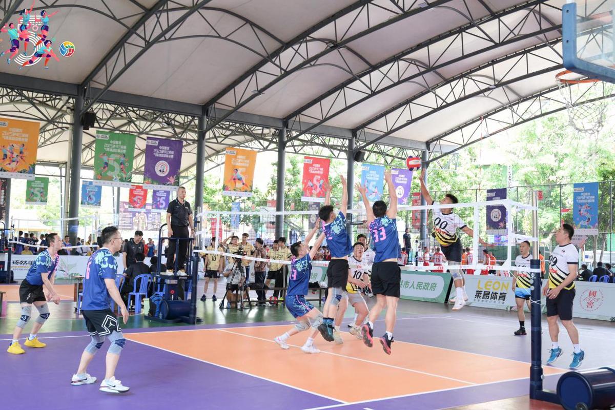 B费谈C罗被罚下：这是足球里会发生的事，他知道自己犯了错误