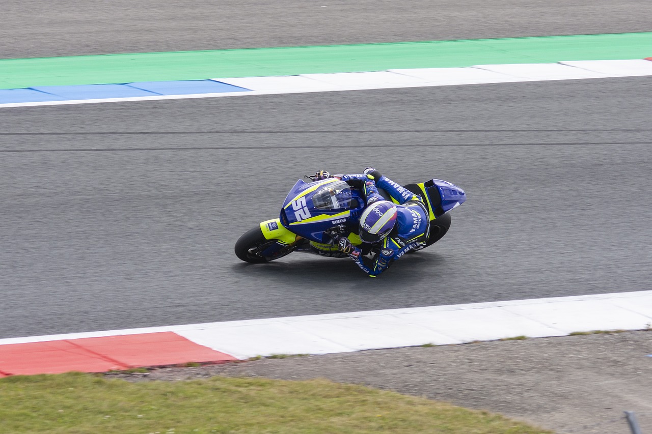 复古？多特球迷提议将球队队徽换回上世纪曾使用过的经典风格